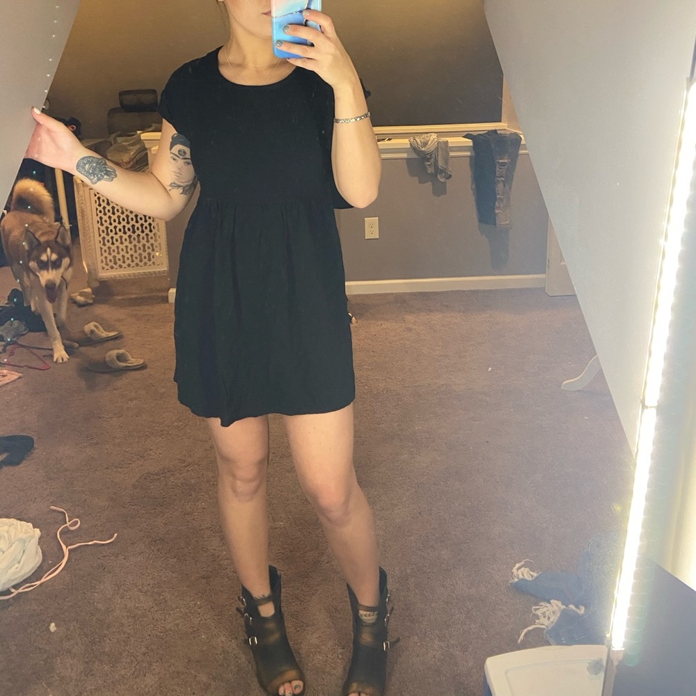 Black baby doll style dress with tie in the back